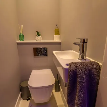 12 Hunley Avenue Дом отдыха